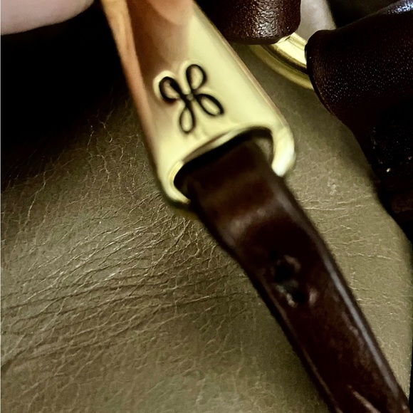 HOBO Classic Hobo Bag with Adjustable Strap - Picture 7 of 10